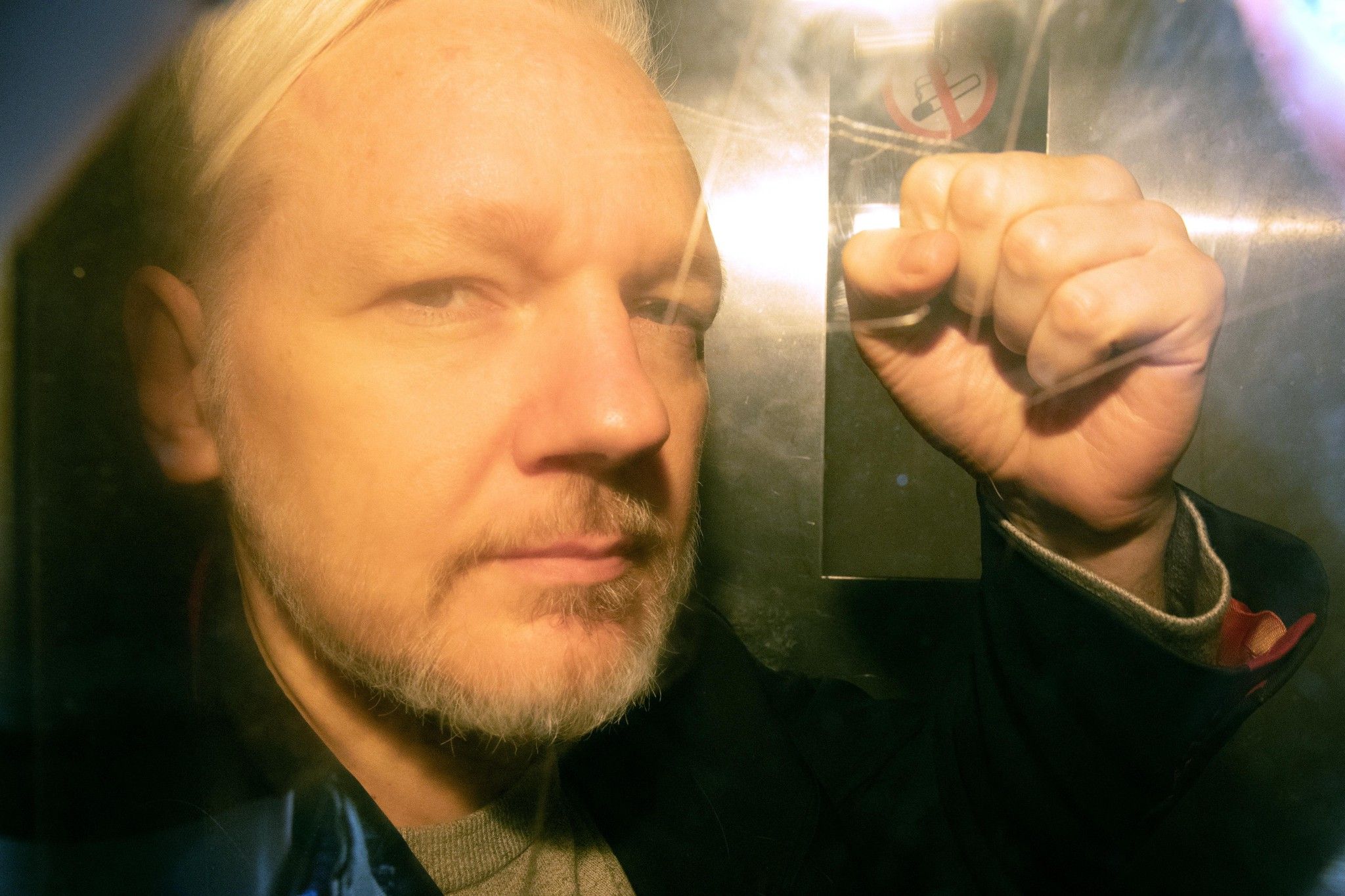 Poursuites, contre Assange: «trop, c'est trop»
