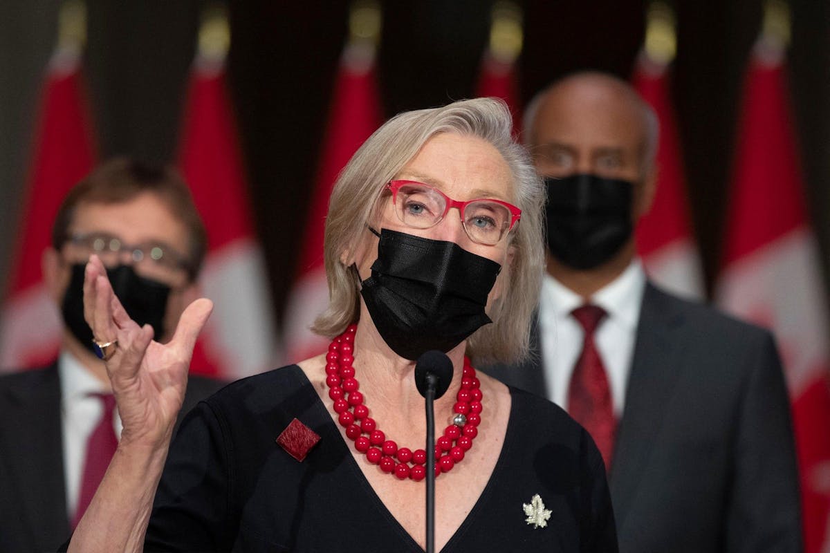 Carolyn Bennett, ministre canadienne de la Santé mentale et des dépendances, lors d’une conférence de presse à Ottawa, le 26 octobre 2021.