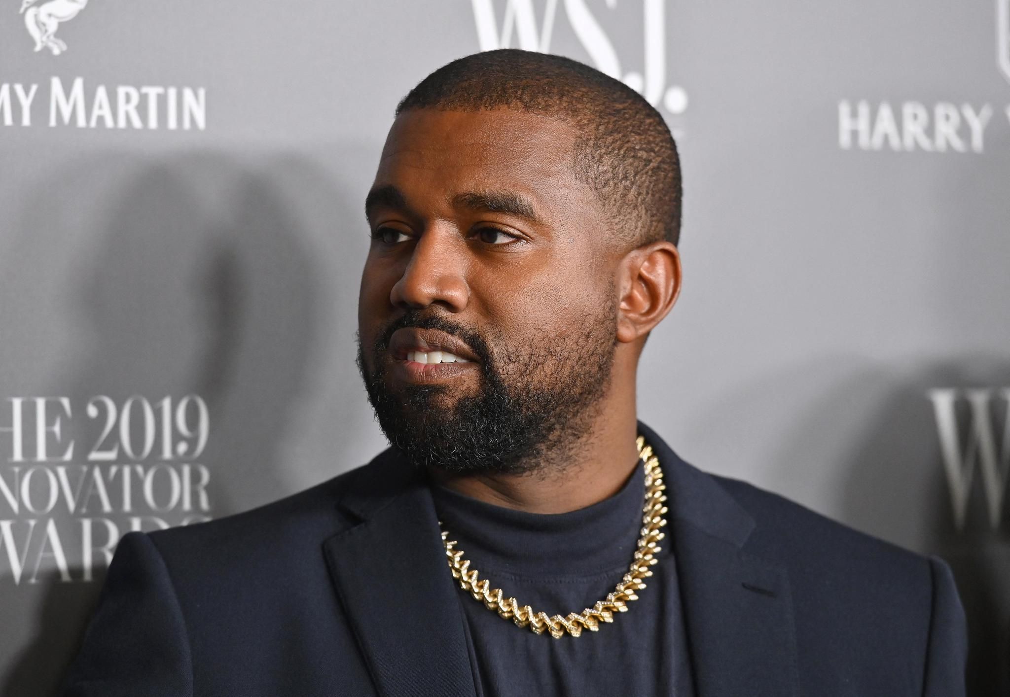 L'accusé Kanye West contre-attaque