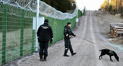 La Finlande envisage de fermer sa frontière avec la Russie