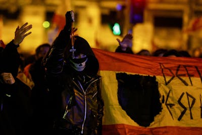 La droite appelle à la «résistance civique» face à Pedro Sánchez