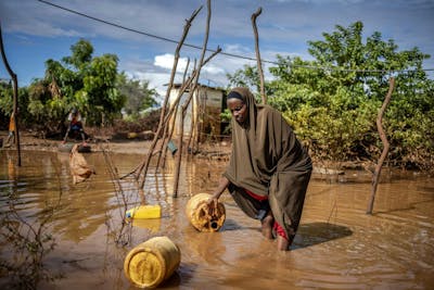 Au Kenya, après une grave sécheresse, l'eau a tout balayé
