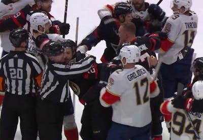 Dix joueurs expulsés en même temps d'un match de NHL