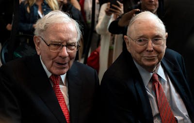 Décès de Charlie Munger, historique bras droit de Warren Buffett
