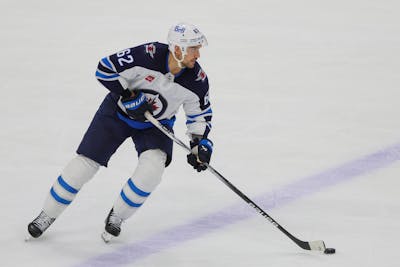 Nino Niederreiter prolonge son contrat avec Winnipeg en NHL