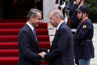 Athènes et Ankara déterminés à surmonter tensions et divergences