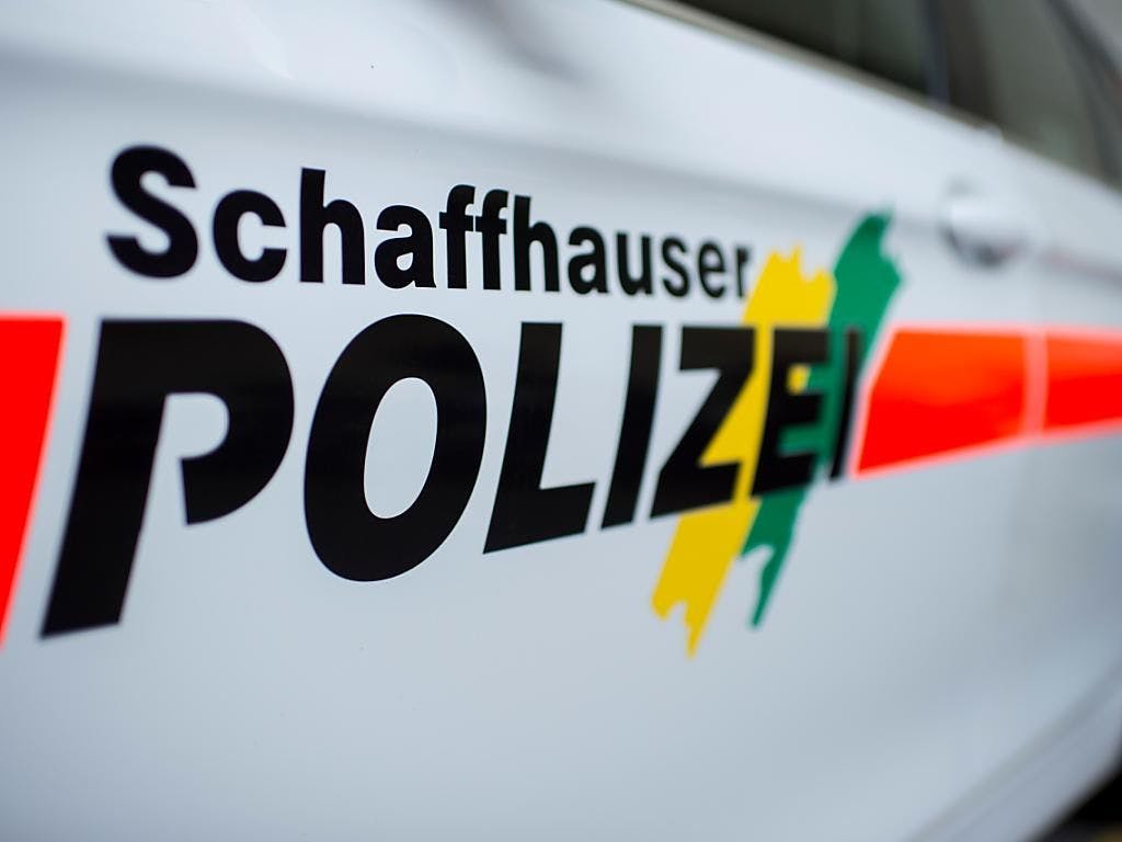 Die Schaffhauser Polizei ermittelt die Unfallursache von Guntmadingen. (Archivbild)