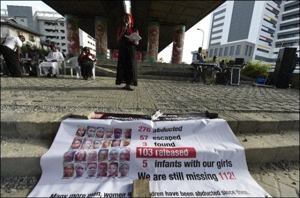 «Une poignée» des 112 filles encore retenues par Boko Haram serait toujours en vie.