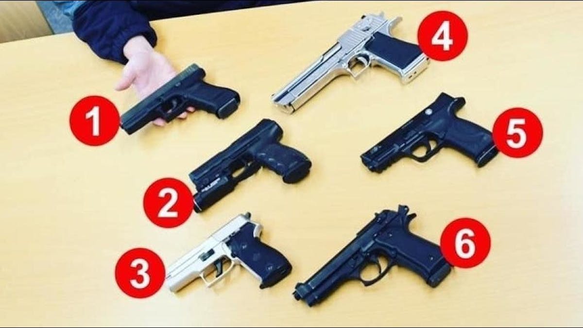 Sauriez-vous différencier le vrai pistolet des faux? - 20 minutes