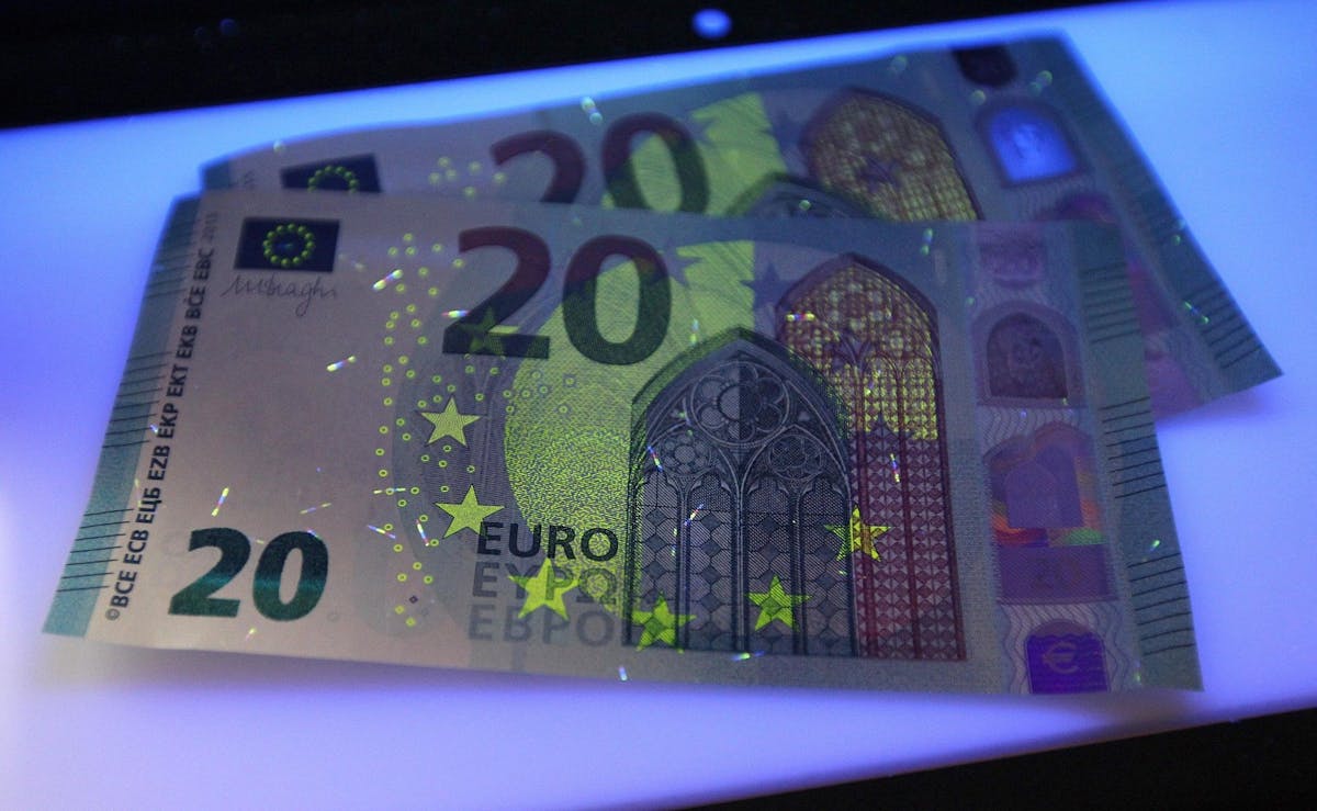 Saisies de faux billets en euros reparties à la hausse en 2022 - 20 minutes