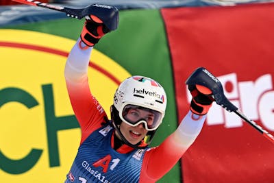 Michelle Gisin 3e en slalom à Lienz, Shiffrin intouchable