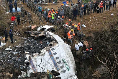 Une grossière erreur de pilotage explique le crash d'avion au Népal
