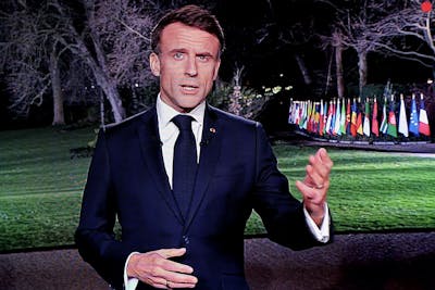 Macron veut une année 2024 «de détermination»