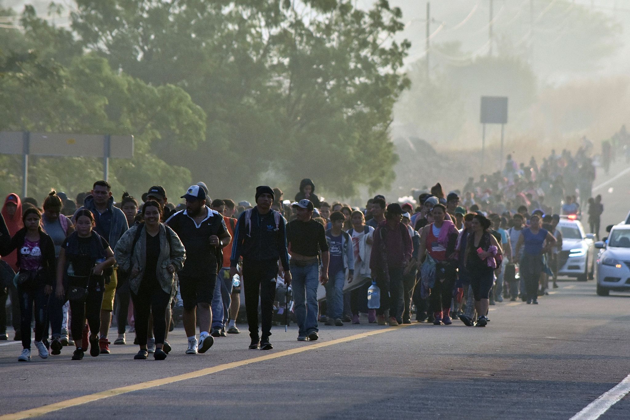 Des migrants traversant illégalement pour voter Biden: une infox