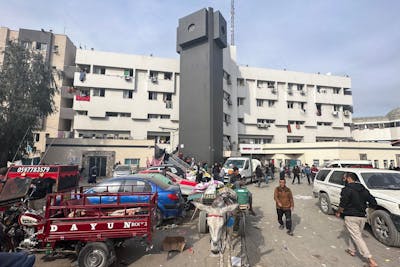 Le plus grand hôpital de Gaza reprend partiellement du service