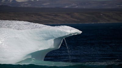 Le Groenland a perdu plus de glace que ce que l'on pensait