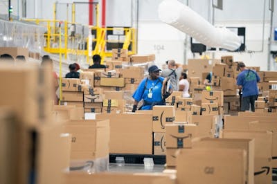 Amazon va devoir casquer pour avoir surveillé ses salariés
