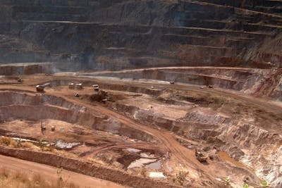 Plus de 70 morts dans l'effondrement d'une mine d'or