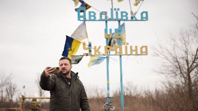 Les Ukrainiens repoussent les Russes entrés dans Avdiïvka