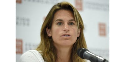 Amélie Mauresmo accuse son ex-femme de harcèlement