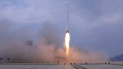 Envoi simultané de trois satellites iraniens: une première