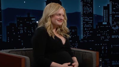 Elisabeth Moss attend son premier enfant