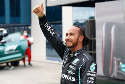 Lewis Hamilton pourrait rejoindre Ferrari en 2025