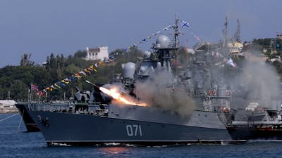Kiev dit avoir coulé un bateau militaire russe en Crimée