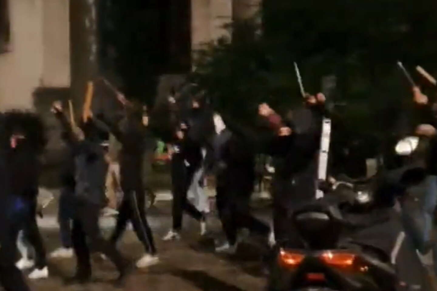 Deux militants d'ultradroite écroués à Lyon