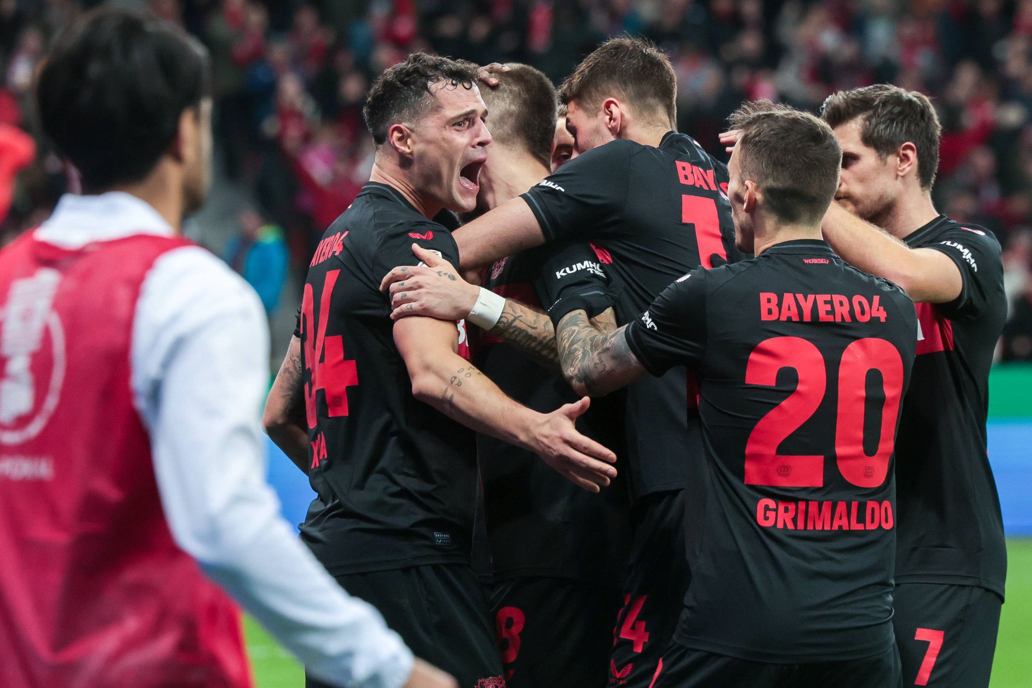Tombeur du Bayern Munich, le Leverkusen de Xhaka frappe fort