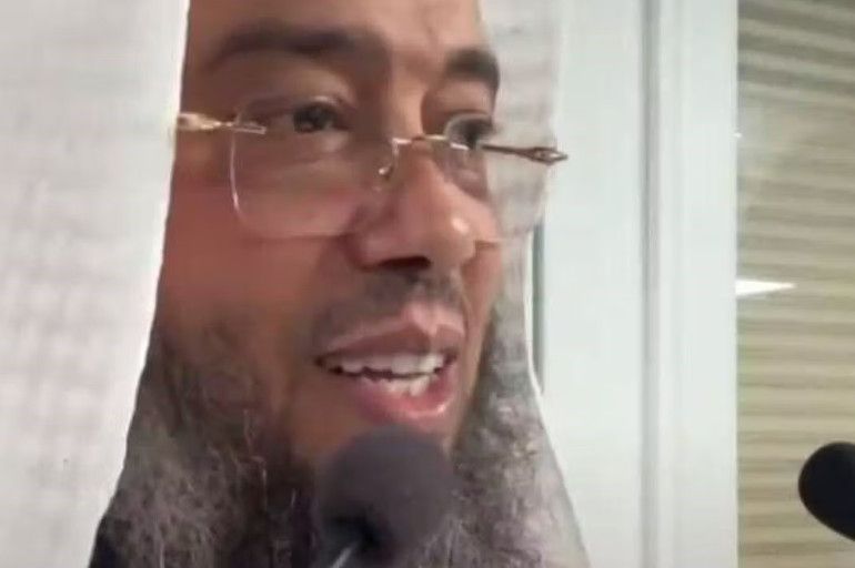 L'imam qui a jugé le drapeau tricolore «satanique» arrêté