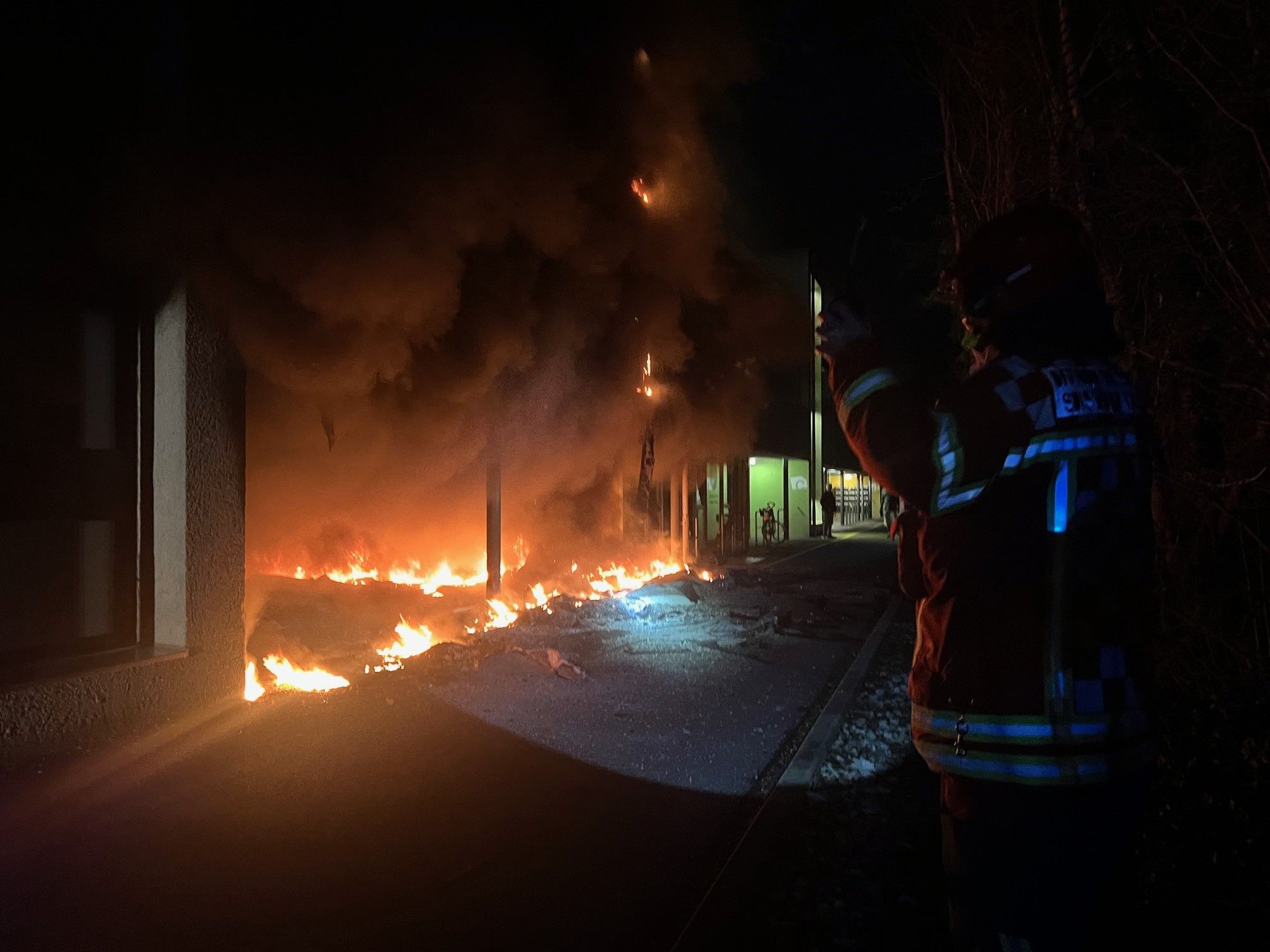 Immeuble en feu ce matin à Yverdon-les-Bains: piste criminelle privilégiée