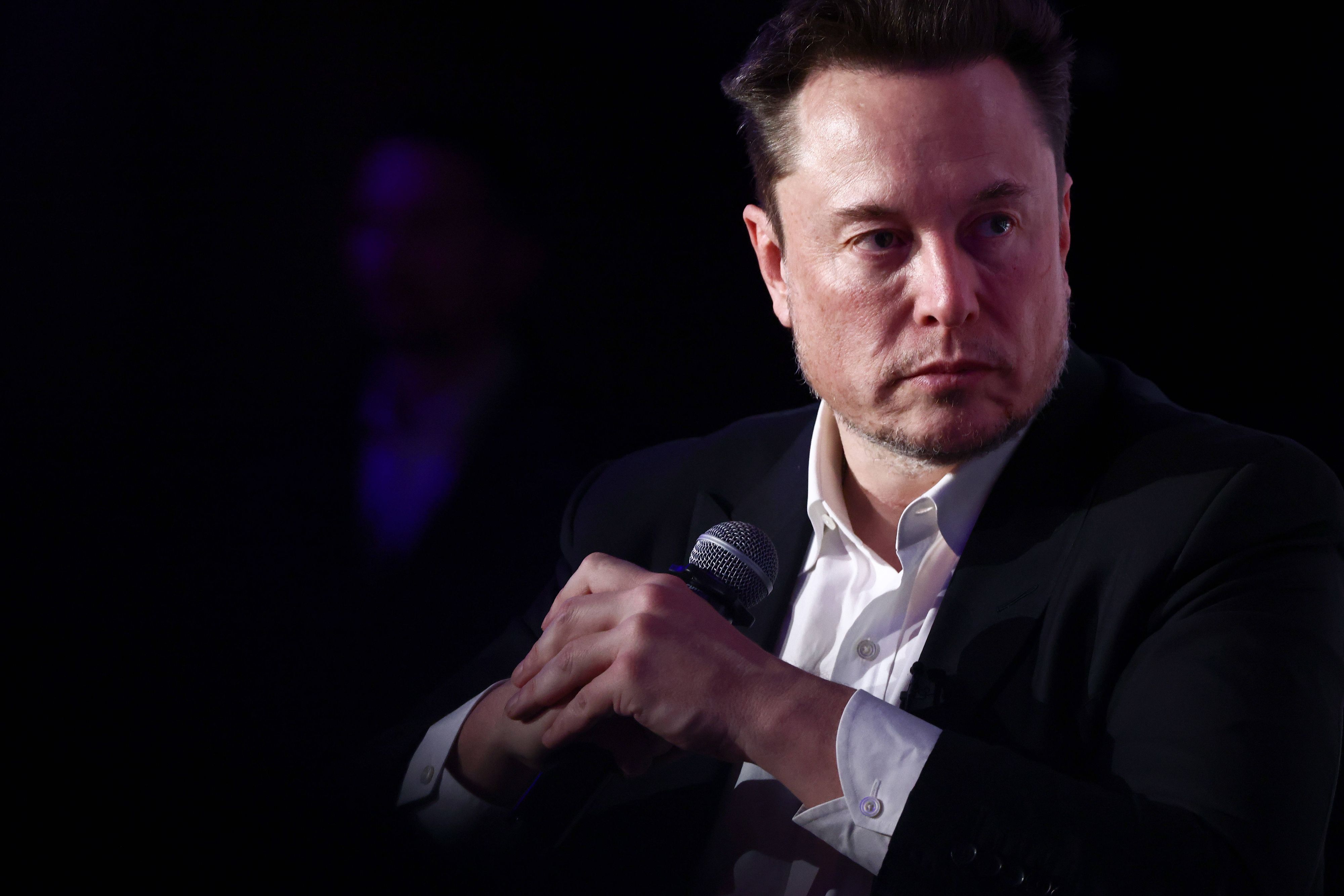 Elon Musk porte plainte contre OpenAI, le créateur de ChatGPT