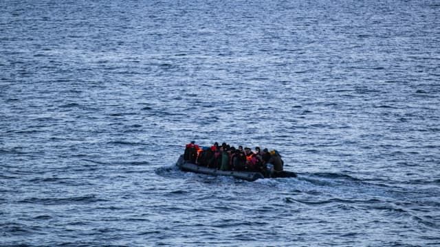 Traversée de la Manche: une fillette de 7 ans meurt dans le naufrage d'une embarcation