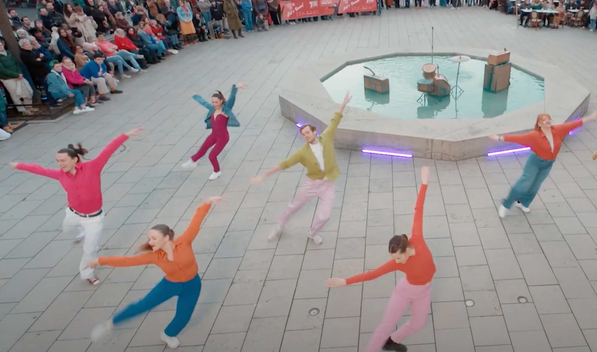 Les rencontres du 7e art: une flashmob impressionnante au Flon
