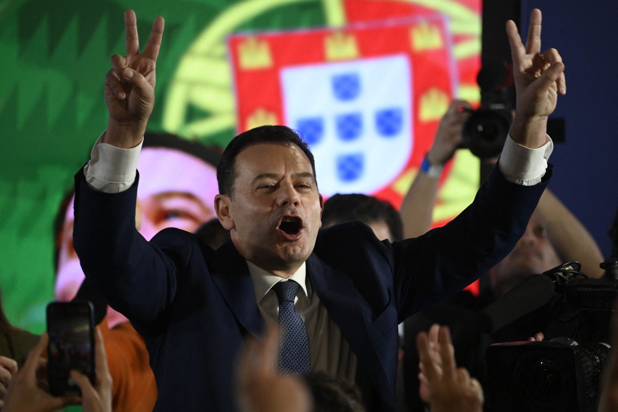 Avec une forte poussée des populistes, le Portugal vire à droite
