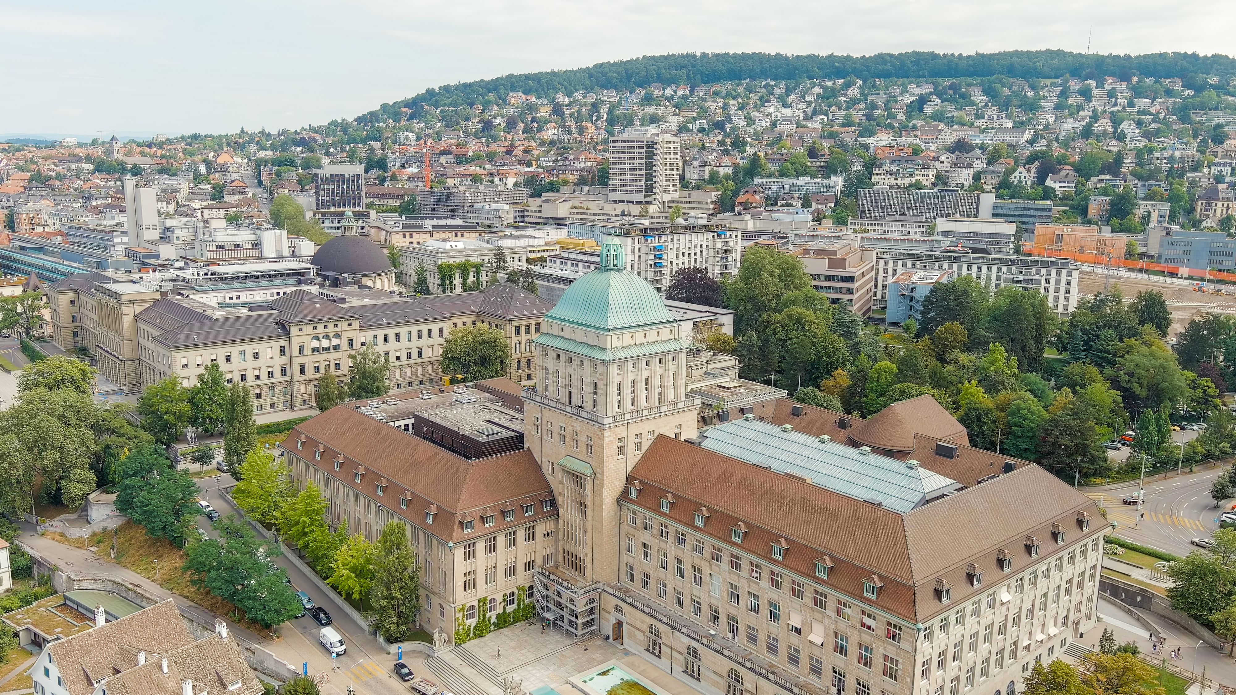 Sexuelle Übergriffe nehmen zu, Uni Zürich hält Zahlen aber geheim