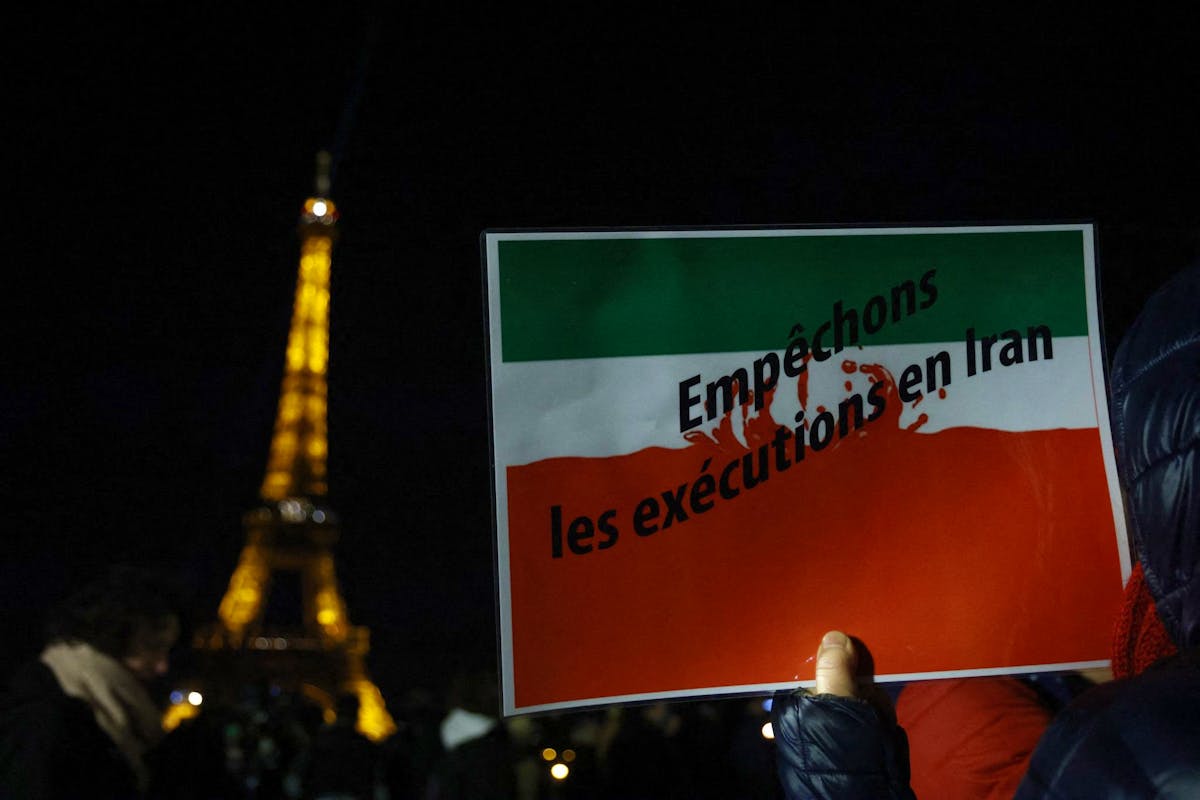Déjà en septembre 2022 dans le cadre du mouvement de contestation qui a secoué l’Iran, des manifestations contre les exécutions avaient lieu dans le monde. Ici à Paris.