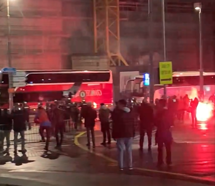 Scènes de violence et de chaos à Malley après LHC-Fribourg