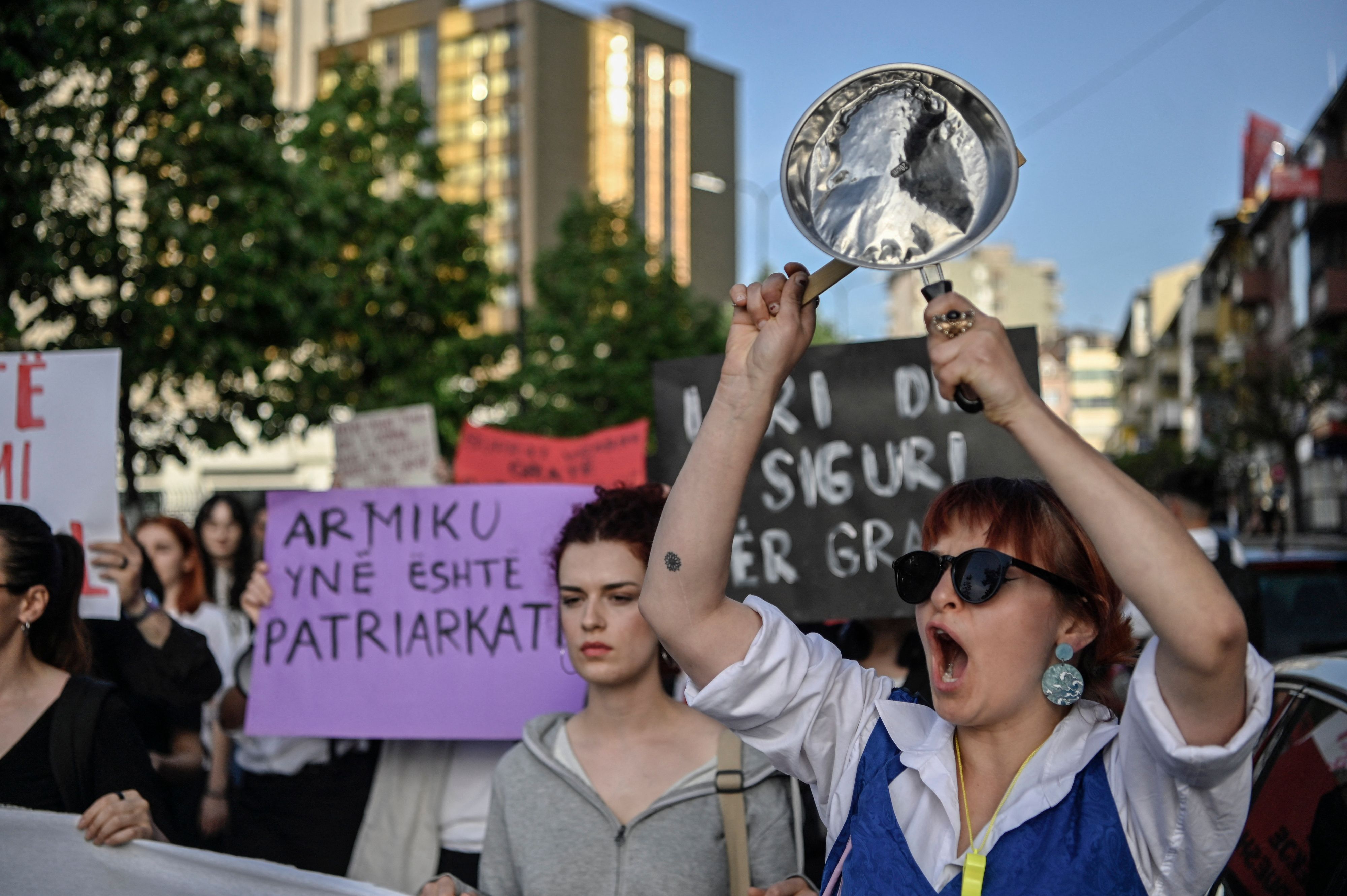 Le Kosovo en émoi après deux féminicides