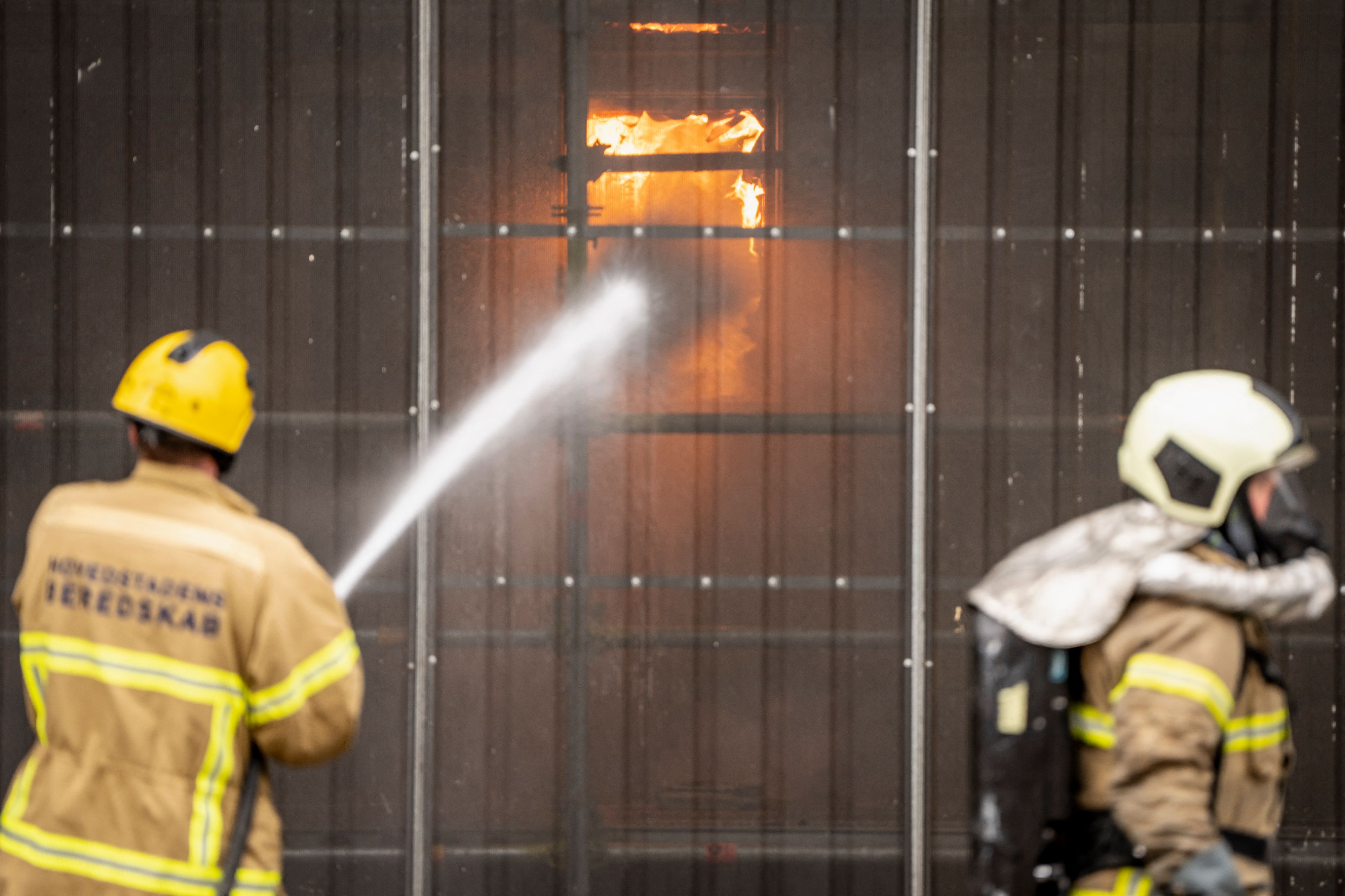 Les pompiers luttent toujours contre l'incendie de Copenhague