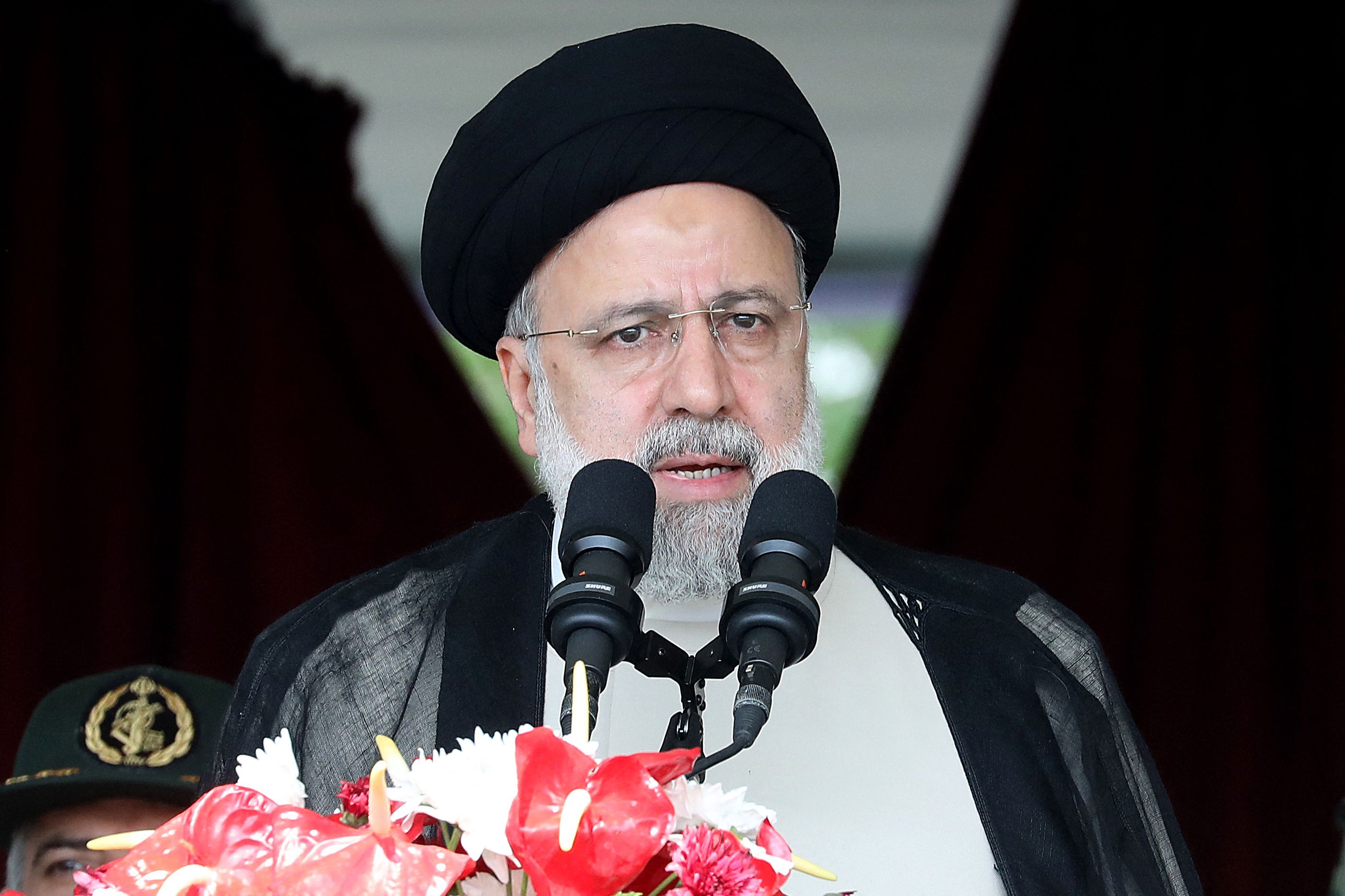 Pas un mot sur les explosions lors du discours du président iranien