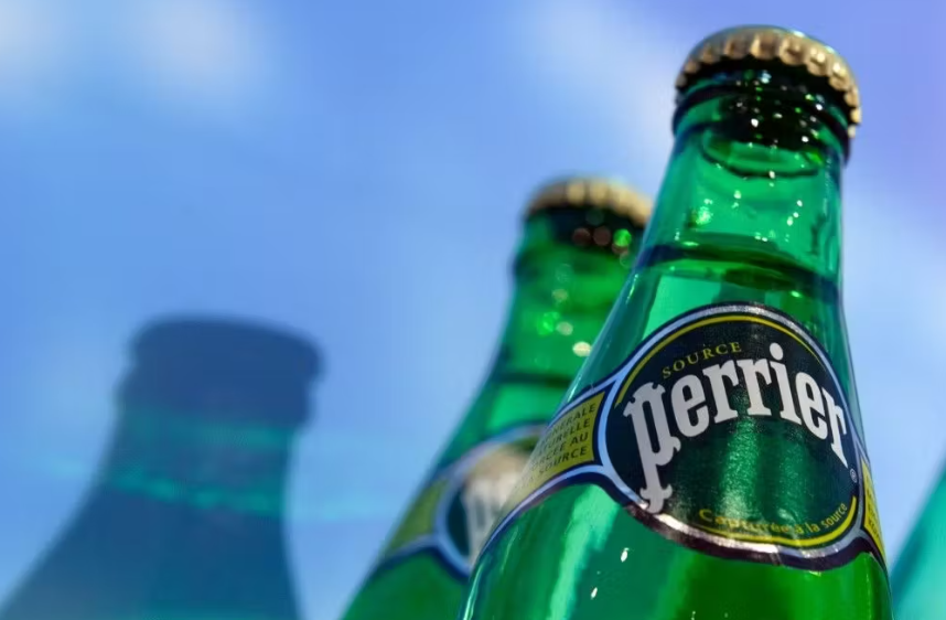 Nestlé a détruit «par précaution» une partie de sa production d'eau Perrier