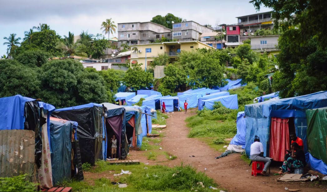 Trois premiers cas de choléra «autochtones» ont été identifiés à Mayotte, où dix cas importés avaient été recensés depuis mi-mars chez des migrants en provenance notamment des Comores voisines.
