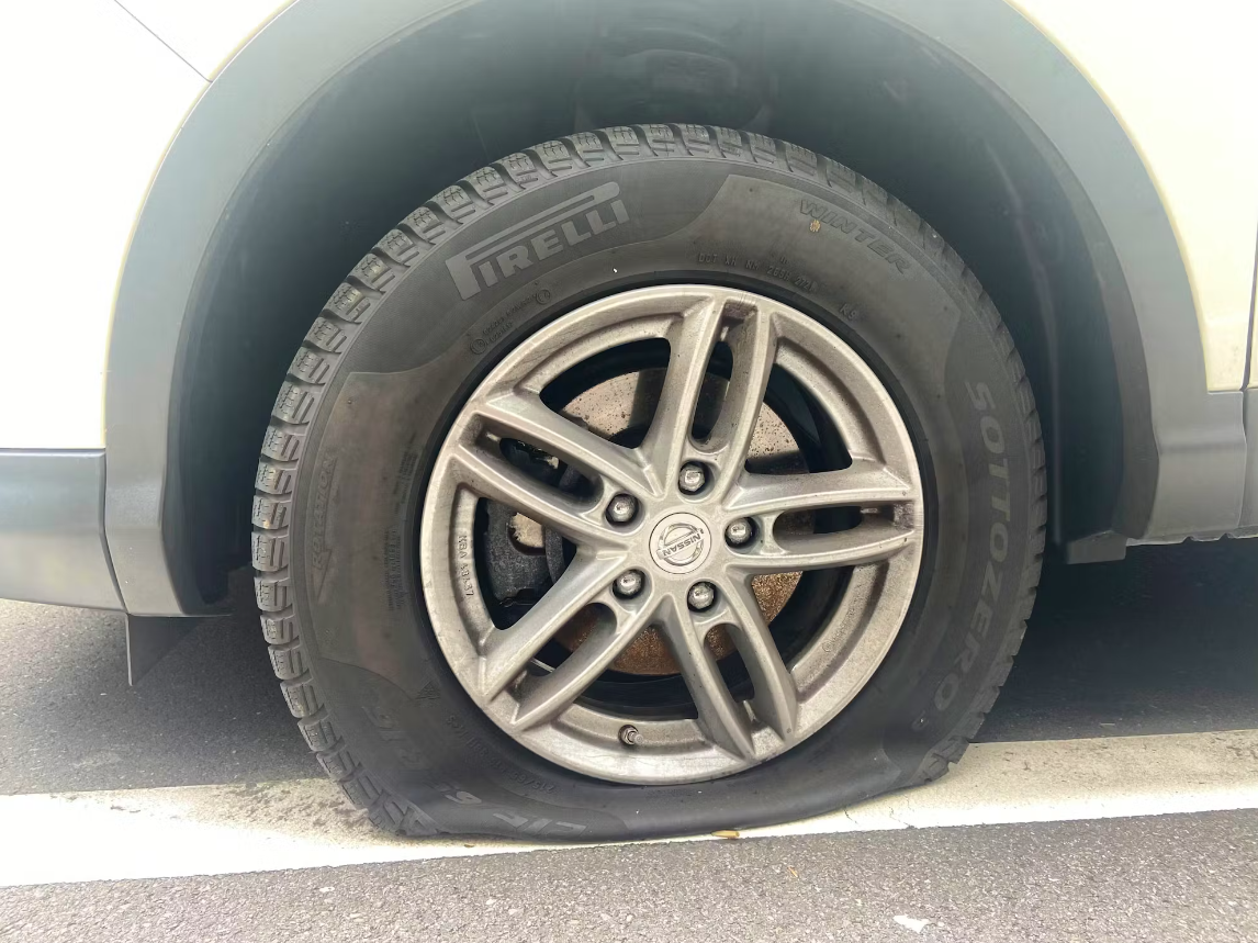 Les «dégonfleurs de pneus» ont sévi à Lucerne