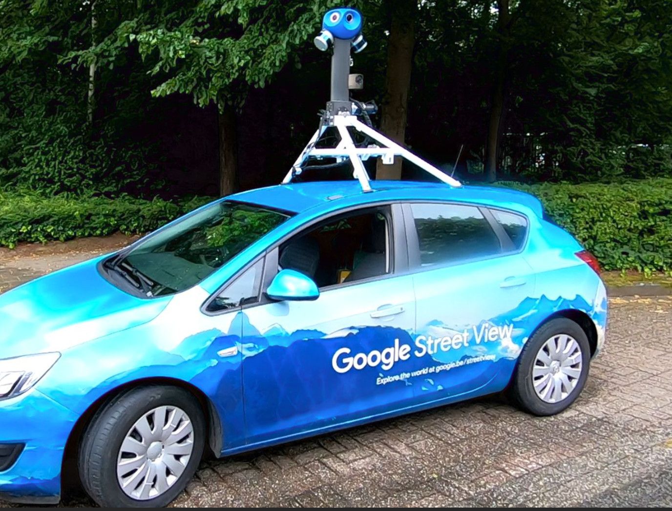 Une voiture Google a eu un accident à Nendaz