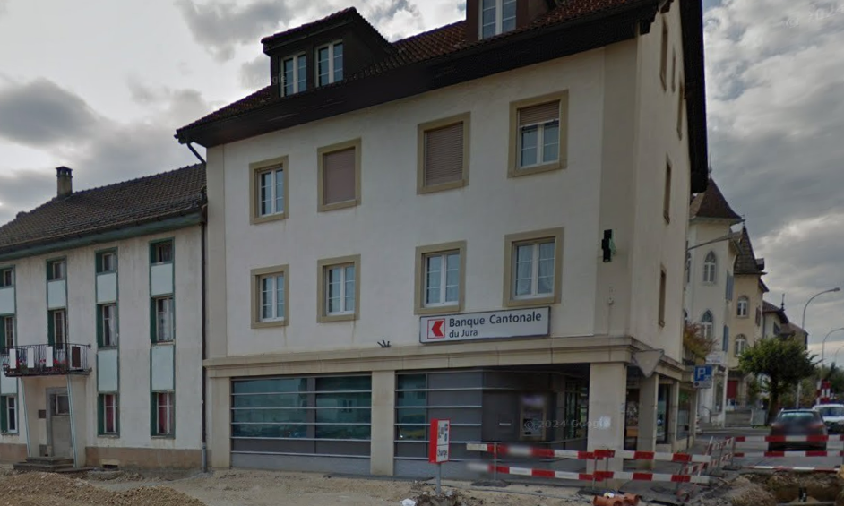 Un distributeur de billets au Noirmont attaqué à l'explosif