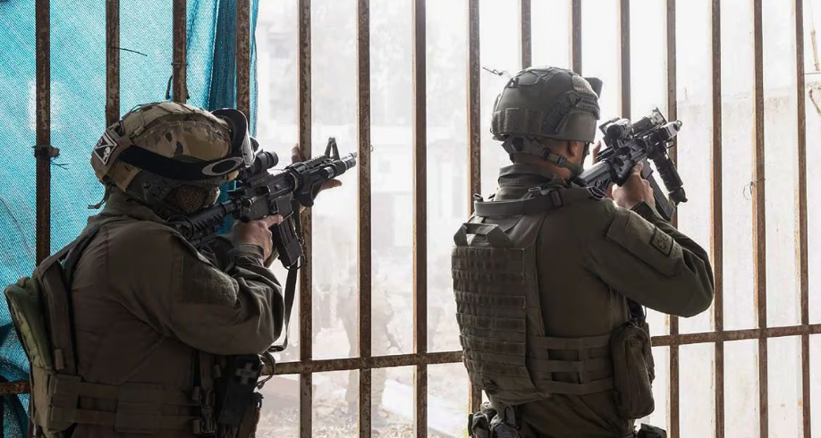 Israël dit avoir pris le contrôle du point de passage de Rafah avec l'Egypte