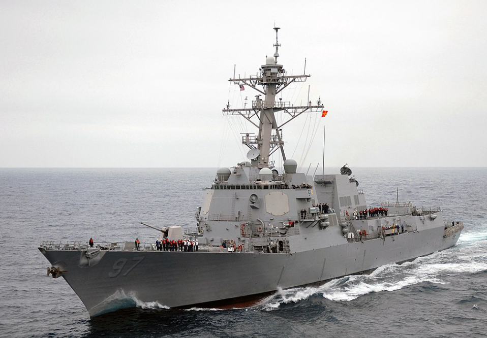 Pékin dit avoir «émis un avertissement» à un navire militaire américain