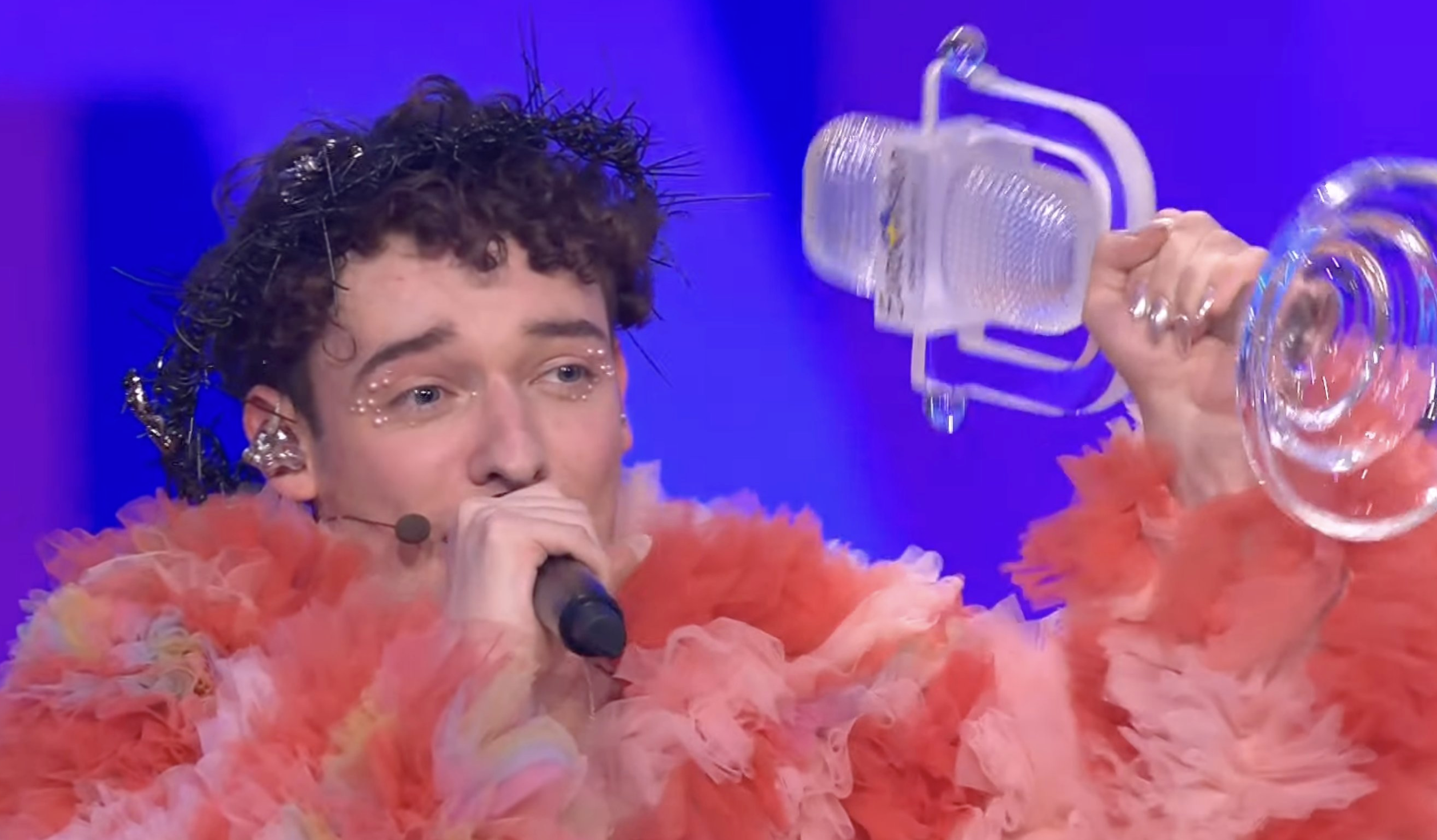 Incroyable! La Suisse et Nemo remportent l'Eurovision